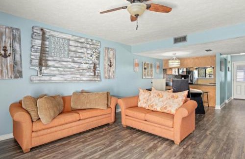 Gulf Lagoon Beach Apartment | Beach Dayz