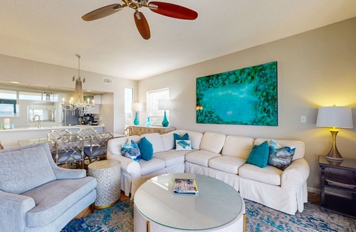 Rosemary Beach Condo | Beach dwelling with great view, pool & pickleball - snowbird-friendly