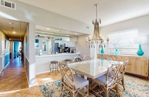 Rosemary Beach Condo | Beach dwelling with great view, pool & pickleball - snowbird-friendly