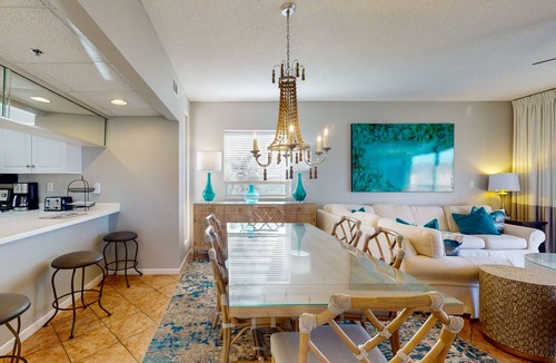 Rosemary Beach Condo | Beach dwelling with great view, pool & pickleball - snowbird-friendly