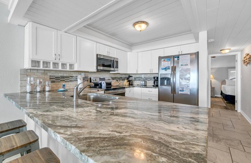 Sunnyside House | ⭐Beach Front-Gulf Front Pool-Shores Townhome 116⭐