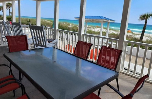 Bahama Beach House | BEACH FRONT HOME 5 BD/4 BA 3 Decks Step out of the home an you are on the beach
