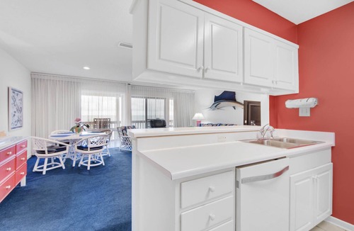 Fort Bay Condo | ☀️Beach Front-Pool + HotTub-Latitude 29 #10☀️