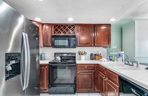 East End Condo | Beach front, pet friendly, community pool!