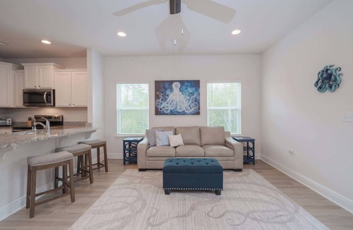 Thomas Drive House | Beach Getaway | Community Amenities!