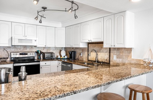 Miramar Beach House | Beach House 103D - Ground Floor - Beachfront!