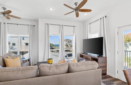 Laguna Beach House | Beach House - The Sandcastle by Panhandle Getaways
