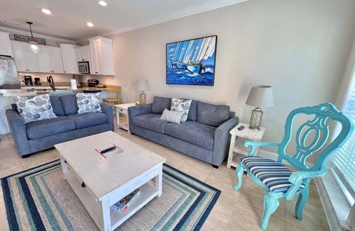 Gulf Shores House | Beach Life 1B: Your Gateway to Coastal Bliss – Unwind and Explore in Style!