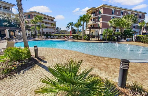 Seacrest Beach Condo | "Beach Nest 30A 255"-Studio-Sleeps 4