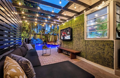 Lauderdale Beach House | Beach Pop - Steps to Beach, Heated Pool & Hot Tub
