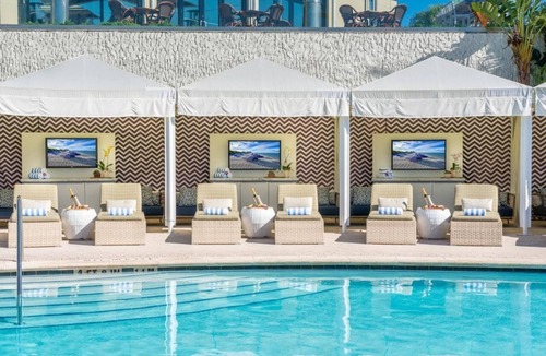 Pelican Bay Resort | Beach Resort Stay Perfect for Romantic Getaways | Scenic Sunset at Your Room