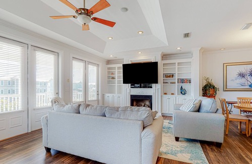 Treasure Beach Village House | Beach view dog-friendly home with a pool, tennis, fireplace, washer/dryer, grill