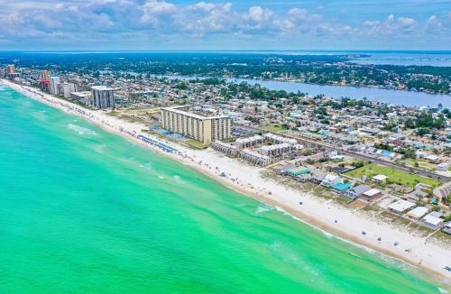 Biltmore Beach House | Beachcomber - Beachfront With Pool And Hot Tub - On The Beach!