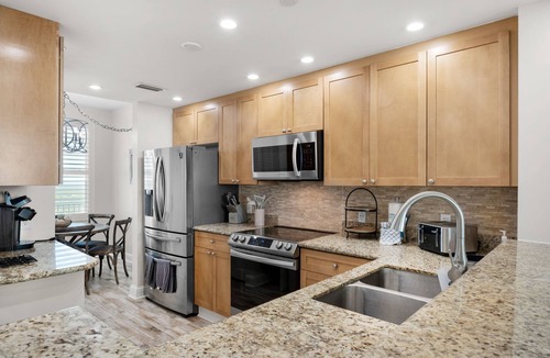Panama City Beach Condo | ☀️BeachFRONT-Balcony-2 Gulf Front Pools-Aqua Resort 2103☀️