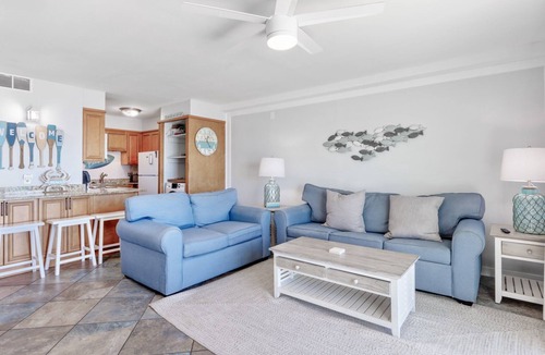 Panama City Beach Condo | Beachfront | Beach Chairs Included! I FLPCB53