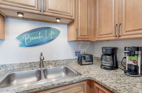 Panama City Beach Condo | Beachfront | Beach Chairs Included! I FLPCB53