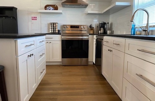 East End Condo | Beachfront Condo, just steps from the water