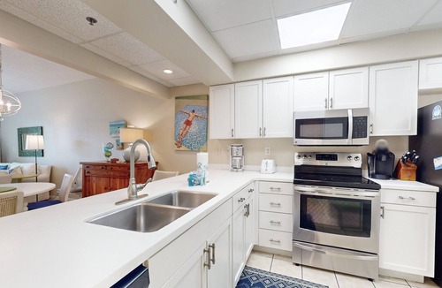 Rosemary Beach Condo | Beachfront condo with 2 beach chairs included & pickleball - short walk to dining