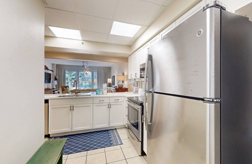 Rosemary Beach Condo | Beachfront condo with 2 beach chairs included & pickleball - short walk to dining