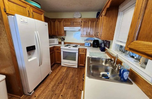 Grand Isle House | Beachfront Grand Isle Where Porch Meets Gulf | Sleeps 8