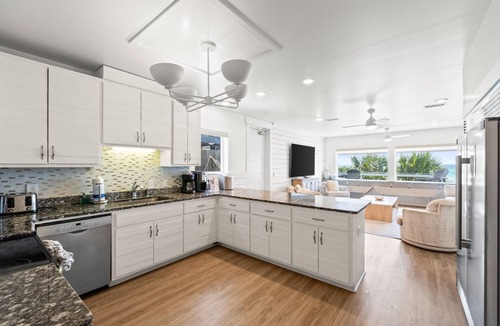 Panama City Beach House | Beachfront Huge Beach House - Sleeps 40 - Family Tides - West End - Free Golf