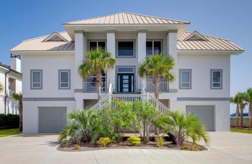 Navarre Beach House | Beachfront Luxury Estate Sleeps 20 & Allows Events
