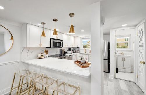 Miramar Beach House | Beachfront Luxury House