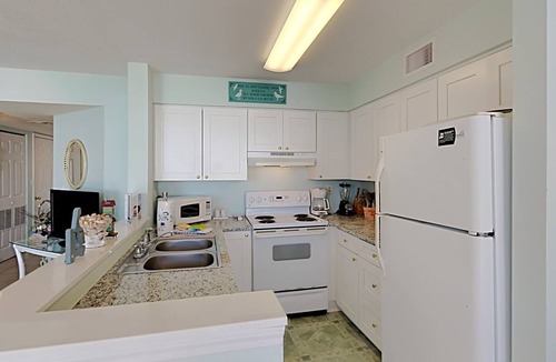 Pensacola Beach Condo | Beachfront Pensacola Beach Condo Featuring All the Comforts of Home & More!