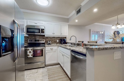 Gulf Lagoon Beach Condo | Beachfront | Private Balcony | Fully Renovated | FLPCB72