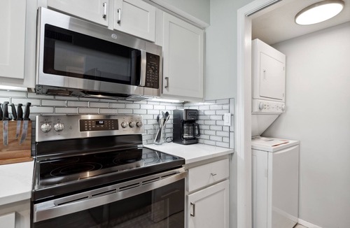 Gulf Lagoon Beach Condo | Beachfront | Renovated | Free Beach Package FLPCB5