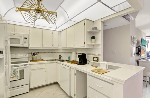 Marco Island Condo | Beachfront two bedroom condominium with spectacular views