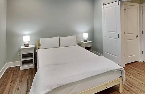 Crescent Beach House | "Beachside Bliss"/3 Bedroom/Walk to beach/New build