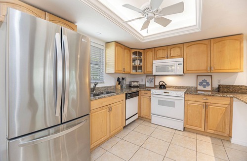 Moorings House | Beachside Bliss in The Moorings | 3BR Naples Stay
