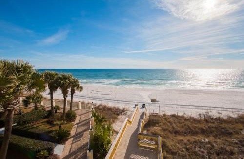 Fort Bay Hotel | Beachside Resort Panama City Beach