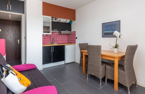 Le Penon Apartment | Beachside Studio with Dune Views, Seignosse - Renovated, Prime Location!