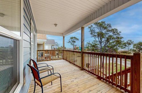 Audubon Place House | Beachview duplex with double lofts balcony W&D Wifi