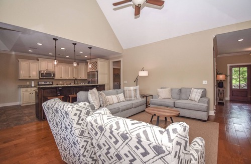 Curry Point House | Beau Lac by Lake Martin Vibe
