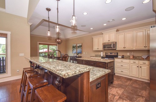 Curry Point House | Beau Lac by Lake Martin Vibe