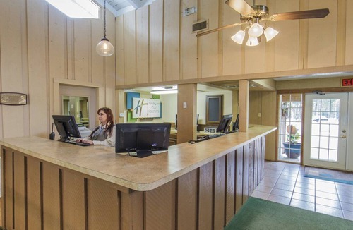 Holly Lake Ranch Apartment | Beautiful 1 bedroom unit at resort, sleeps 6