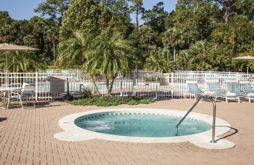 Kissimmee Apartment | Beautiful 2 bedroom unit at resort, sleeps 6