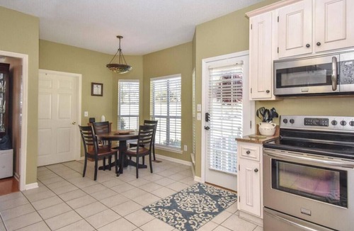 Dadeville House | Beautiful 2 Story Water Front Home inside the Gates of Stillwater Resort!