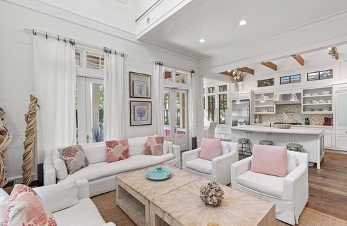 Watercolor House | Beautiful 3 Bedroom 30A Vacation Home- Steps to Watercolor Camp Pool & Green