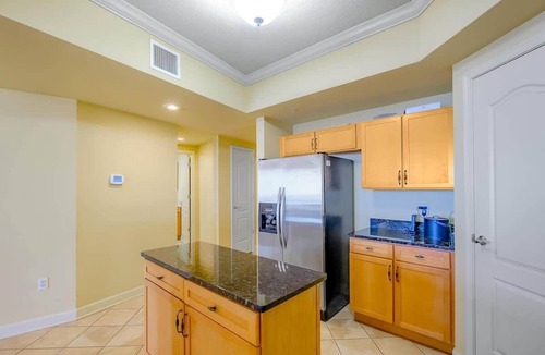 Gulfport Condo | Beautiful 3 Bedroom/3 Bathroom Condo Overlooking