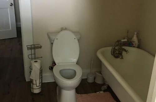 Natchez House | Beautiful 3 bedroom home situated minutes away from Downtown Natchez Mississippi