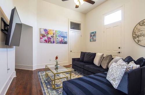 Faubourg Livaudais House | Beautiful 3bedroom house, walk to St. Charles Ave and G. District,.