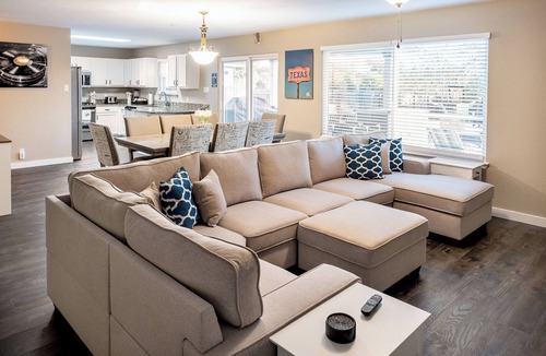 Hutto House | Beautiful 4-bedroom house with pool and a game room welcoming Hutto