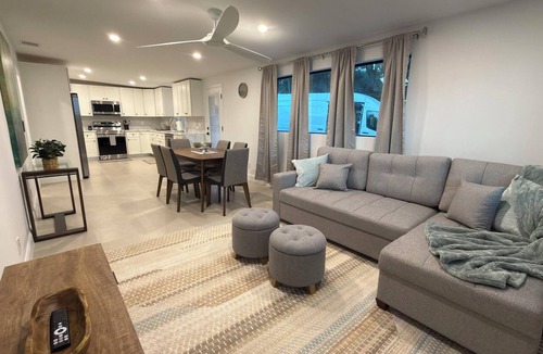 Sebring House | Beautiful 4-Bedroom Retreat in Sebring, Close to the Racetrack