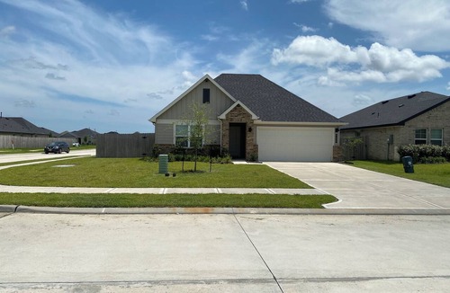 Texas City House | Beautiful 4-bedroom bungalow with AC in tranquil Texas City