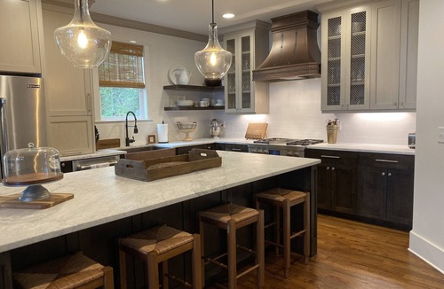 Dadeville House | Beautiful 5 Star, 278' Waterfront Lake Martin home! Only 35 min. from AUBURN!