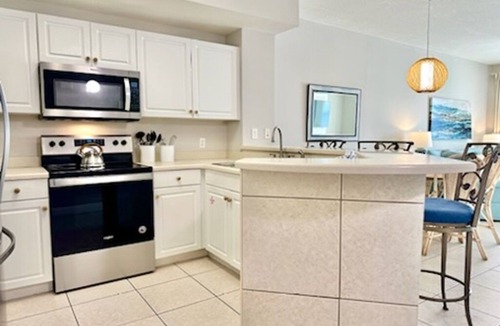 Miramar Beach Condo | Beautiful 6th Floor New LR furniture, 2BR/2BACondo- 2 King BR, 2 BA , BUNK ROOM!